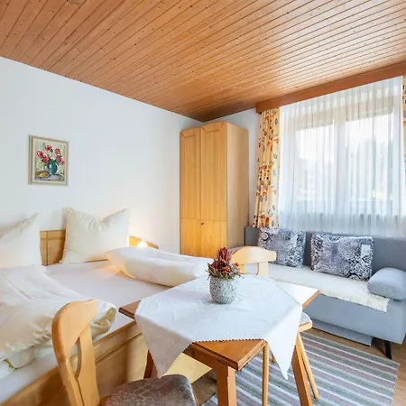 In Near Slopes * Itter